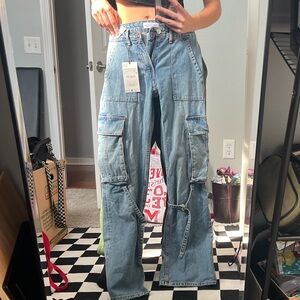ZARA Jean cargo pants with hanging straps, US size 0